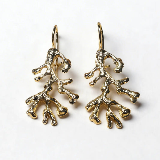 Orecchini pendenti a forma di corallo in argento placcato oro giallo, design organico artigianale